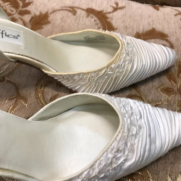Dye-Able Ivory Satin Bling Beaded Slingback D'Orsay, Formal Pump Dress Wedding - Picture 10 of 16